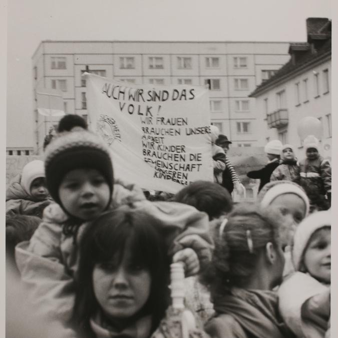 Demonstration zur Grün-Lila-Wahlkarawane in Magdeburg, 1990