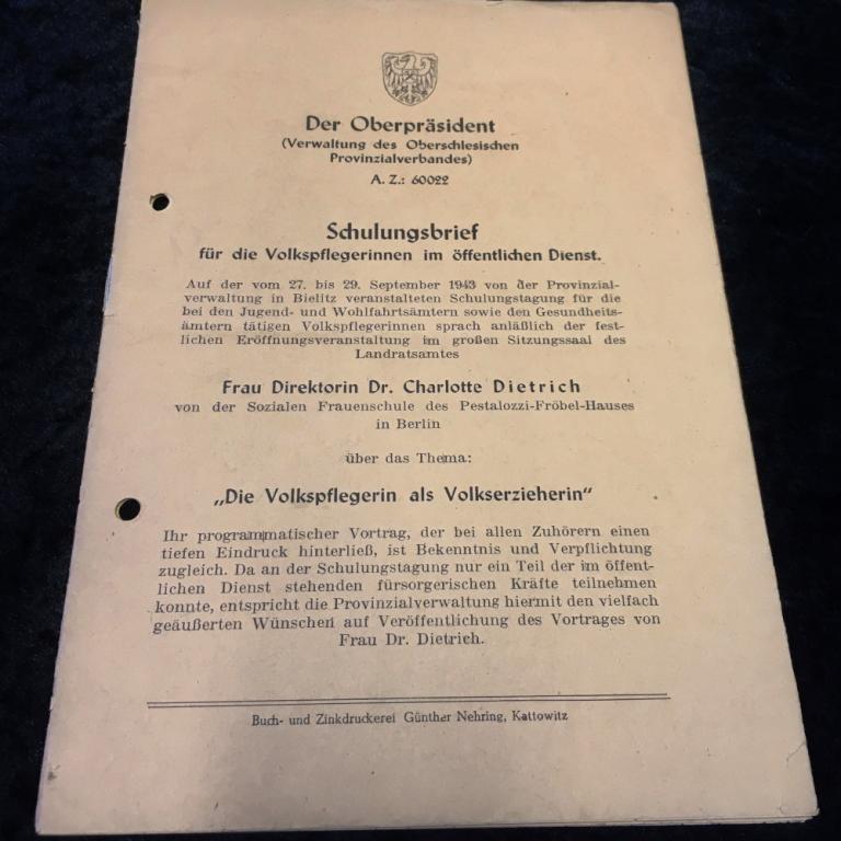Schulungsbrief für die Volkspflegerinnen im öffentlichen Dienst 1943