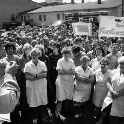 Warnstreik der Sirokko GmbH in Neubrandenburg am 4.7.1990